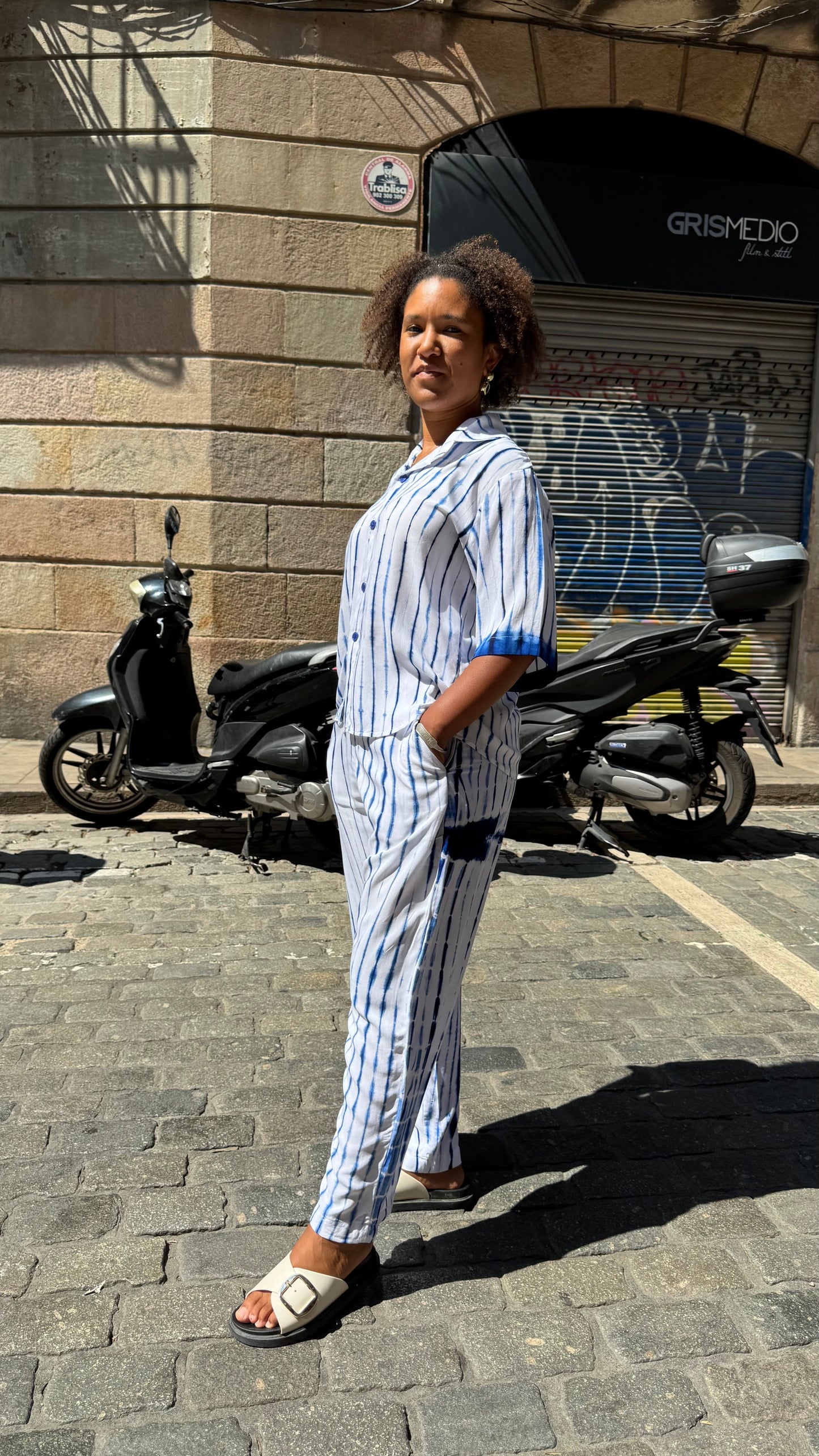 Maridadi Bluu Nyeupe Shirt & Pant (conjunto)
